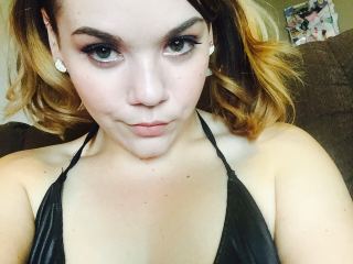 Singles chat with BBW LauraTheExplora wants single guys for entertainment